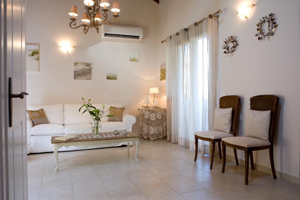 Kores Villas Nydri  Zimmer foto